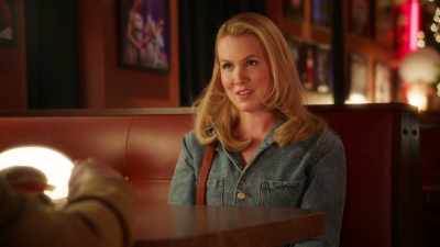 - Fine. My place? Tonight.
- I'll be there. - A Carol for Two