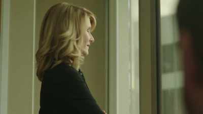 Fine. No desk. Bathroom. - Big Little Lies