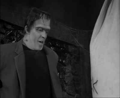 Fine, Son. Hold it. - The Munsters