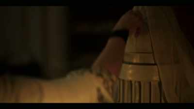 [fingernails scraping] - Dangerous Liaisons
