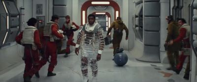 Finn! Finn, buddy. - Star Wars: The Last Jedi