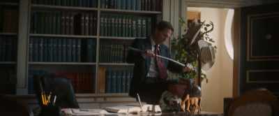 - Fire this, golf club.
- [golf club thuds] - You Gotta Believe