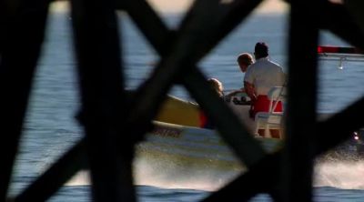 -FIREMAN 1: THEY'RE
MOVING IN NOW, SIR. - Baywatch