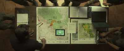 Fire's threatening homes
in Peeples Valley, - Only the Brave