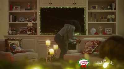 ♪ First comes the
stocking of little Nell ♪ - Christmas in Harmony
