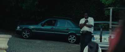 First, I gotta do the dirty work,
and now this guy gets to take off - AKA