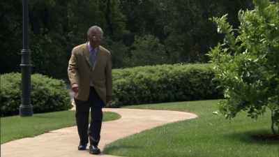 First, intellectual honesty --
asking the right questions, - Thomas Sowell: Common Sense in a Senseless World