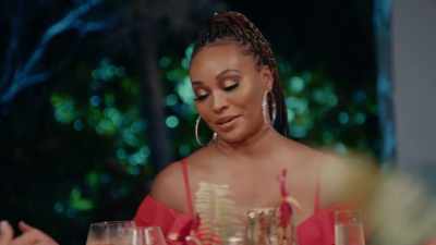 First of all, welcome,
you guys, - The Real Housewives Ultimate Girls Trip
