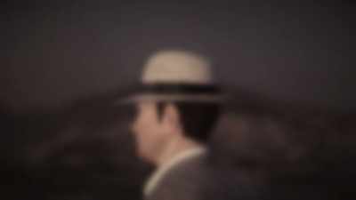 First, he recalls a cigar-shaped object
appearing in the sky. - Top Secret UFO Projects Declassified