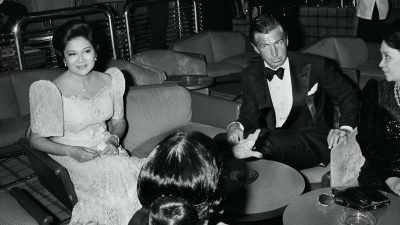 First she had a beautiful home
in, uh, Beverly Hills. - The Kingmaker