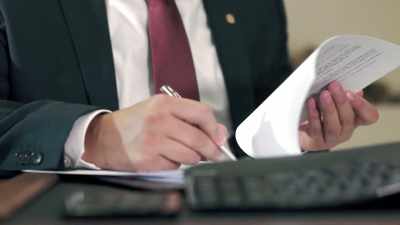 First, sorting through more
than 7,000 pages of reports, - Killer Cases