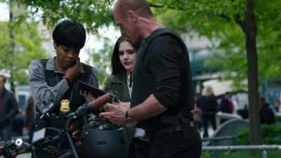 First... tell me price.
How do I make payment? - Law & Order: Organized Crime