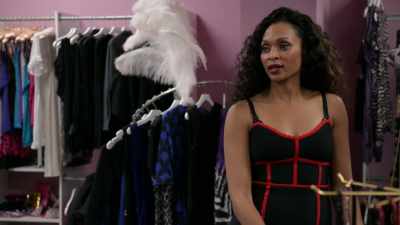 FIRST THE FIRST LADY COMES
UP IN HERE - Tyler Perry's The Oval
