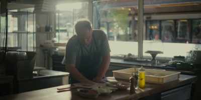 First thing in the morning,
people start to line up. - Chef's Table: Pizza