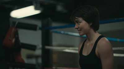 (fists thudding) - Uppercut
