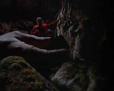 [ Fitzhugh gasps ] - Land of the Giants