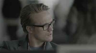 - Five children will survive.
- It's not that easy. - The Bridge