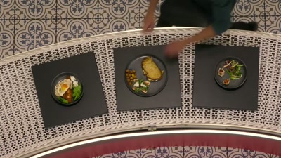 -Five, four… - Cook at all Costs