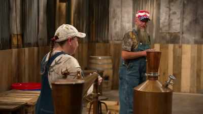 -Five, four, three,
two, one.
-Good job. - Moonshiners: Master Distiller