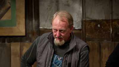 Five, four, three, two, one. - Moonshiners: Master Distiller