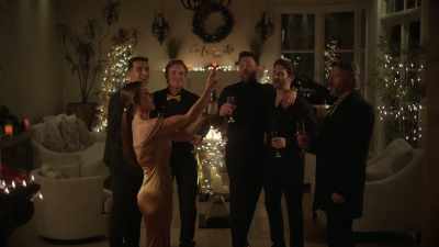 Five, four, three, two! - The Holiday Exchange