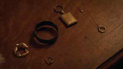 "Five gold rings, - Five Gold Rings