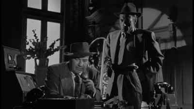 Five minutes have elapsed. Victim
should be returning to car. - Down Three Dark Streets