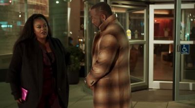 Five minutes. - First Wives Club