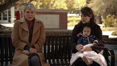 ‐ Five more minutes.
If she's not here, we can leave. - Little Fires Everywhere