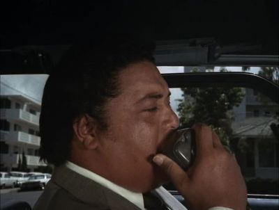FIVE-O
CALLING CENTRAL DISPATCH. - Hawaii Five-0