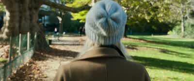 - Five... - Wait. - Anna