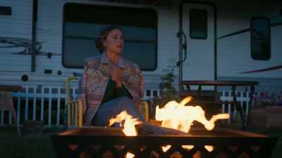 [flames crackling] - Romance on the Ranch