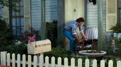 Flash, come on, now.
You're gonna do your civic duty. - The Dukes of Hazzard