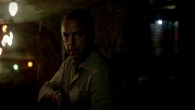 [ Flashlight clicks off ] - Bosch