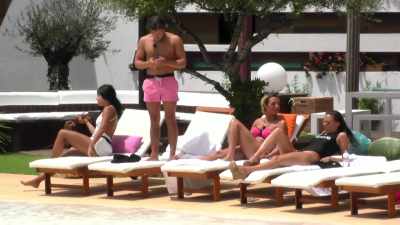 "Flat‐pack fury,
get laid." - Love Island