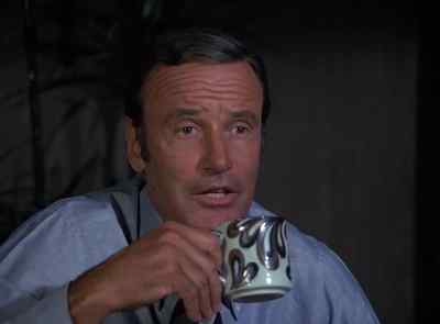FLIGHT COM:
It looks good at NASA One. - The Six Million Dollar Man