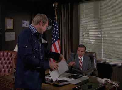 FLIGHT COM:
It looks good at NASA One. - The Six Million Dollar Man