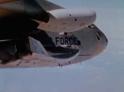 FLIGHT COM:
It looks good at NASA One. - The Six Million Dollar Man