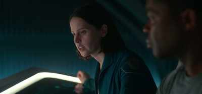 Flight Engineer Maya Lawrence, - The Midnight Sky