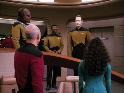 Flirting. - Star Trek: The Next Generation