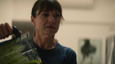 (floorboards creaking) - NCIS: Hawai'i