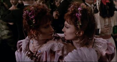 Flora fauna how can I competeYou're twice the woman I am - The Addams Family
