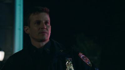 Flores. - Blue Bloods
