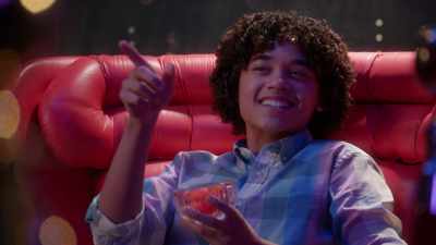 - Flow.
- Ah, I... I see you. Flow-flow. - Saturdays