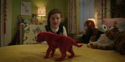 - Floyd!
- [snorts, whimpers] - Clifford the Big Red Dog