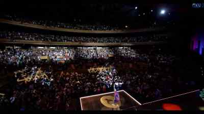 Fluffy! Fluffy! Fluffy! Fluffy! Fluffy! - Gabriel Iglesias: Legend of Fluffy