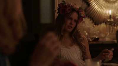 - Fluid?
- For lethal injection, sweetie. - Sharp Objects