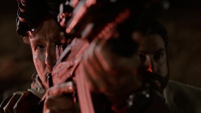 Fly right into my crosshairs - Tremors 5: Bloodlines
