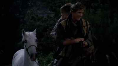 ( Flynn grunts ) - Legend of the Seeker