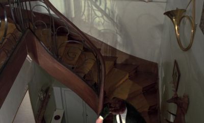 Foiled by a cheap cinematic trick - What's New Pussycat